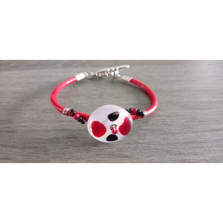 Black red bracelet handmade glass on black leather and stainless steel made in france vendée