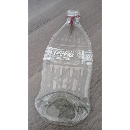 Plat en bouteille de verre recyclé transparente