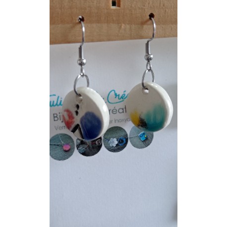 Jolies boucles d'oreilles rondes de faïence céramique multicolore